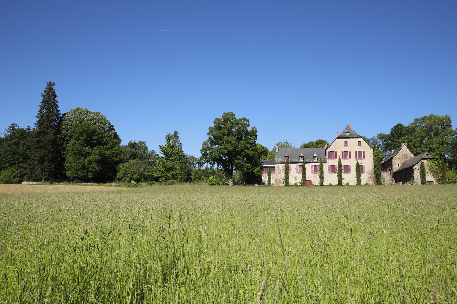 Bassinet façade vers la campagne